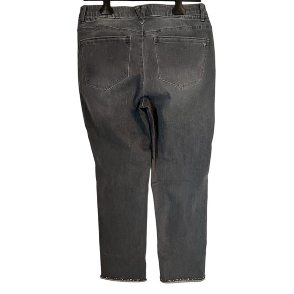 WIT AND WISDOM Women's Ab
Technology Jeans 12 gray color embellished eyelash hem - Picture 2 of 12